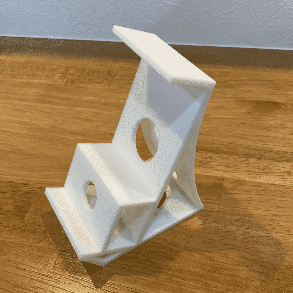 スマホスタンドは3Dプリンターで出力